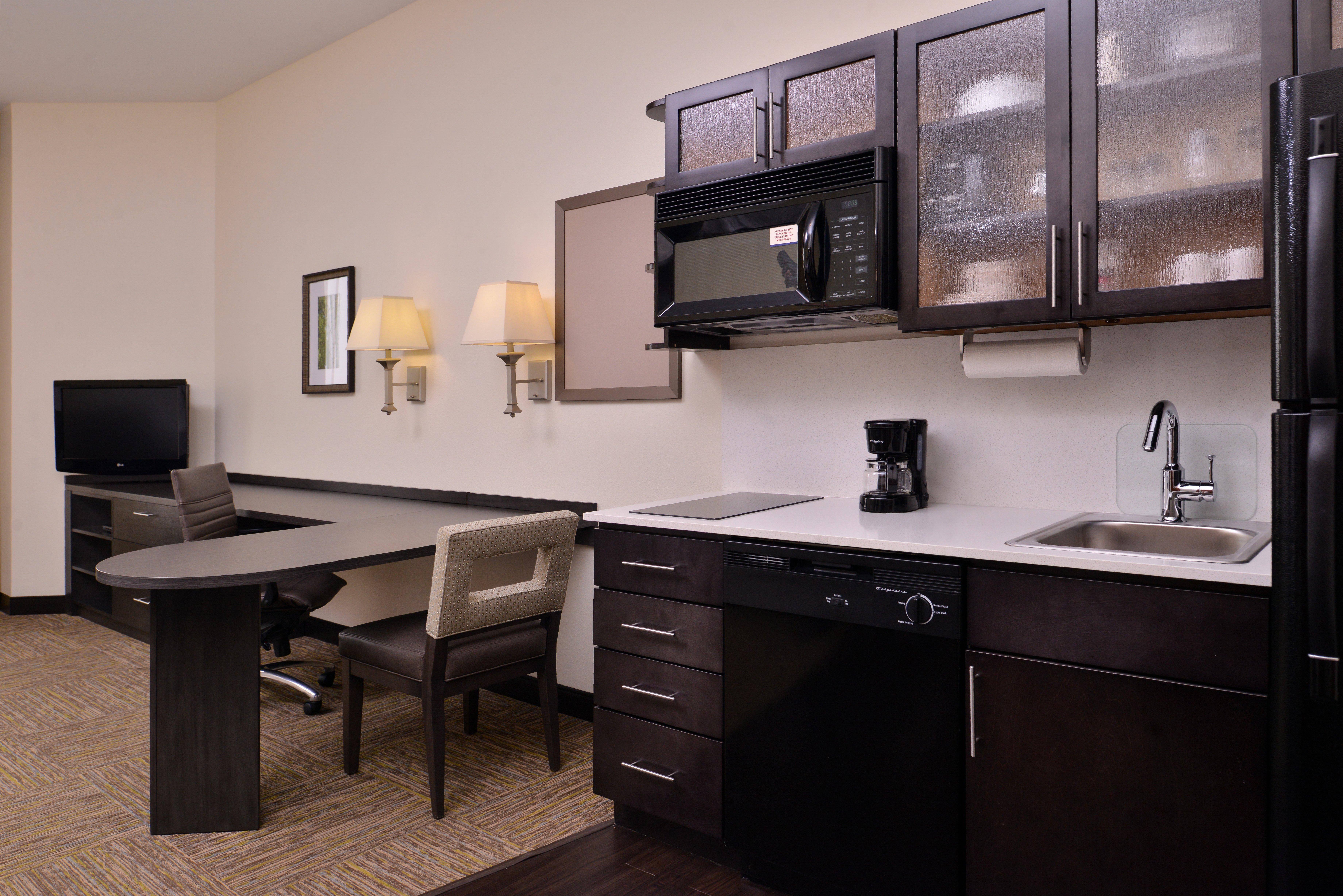 Candlewood Suites Terre Haute By Ihg Exterior foto