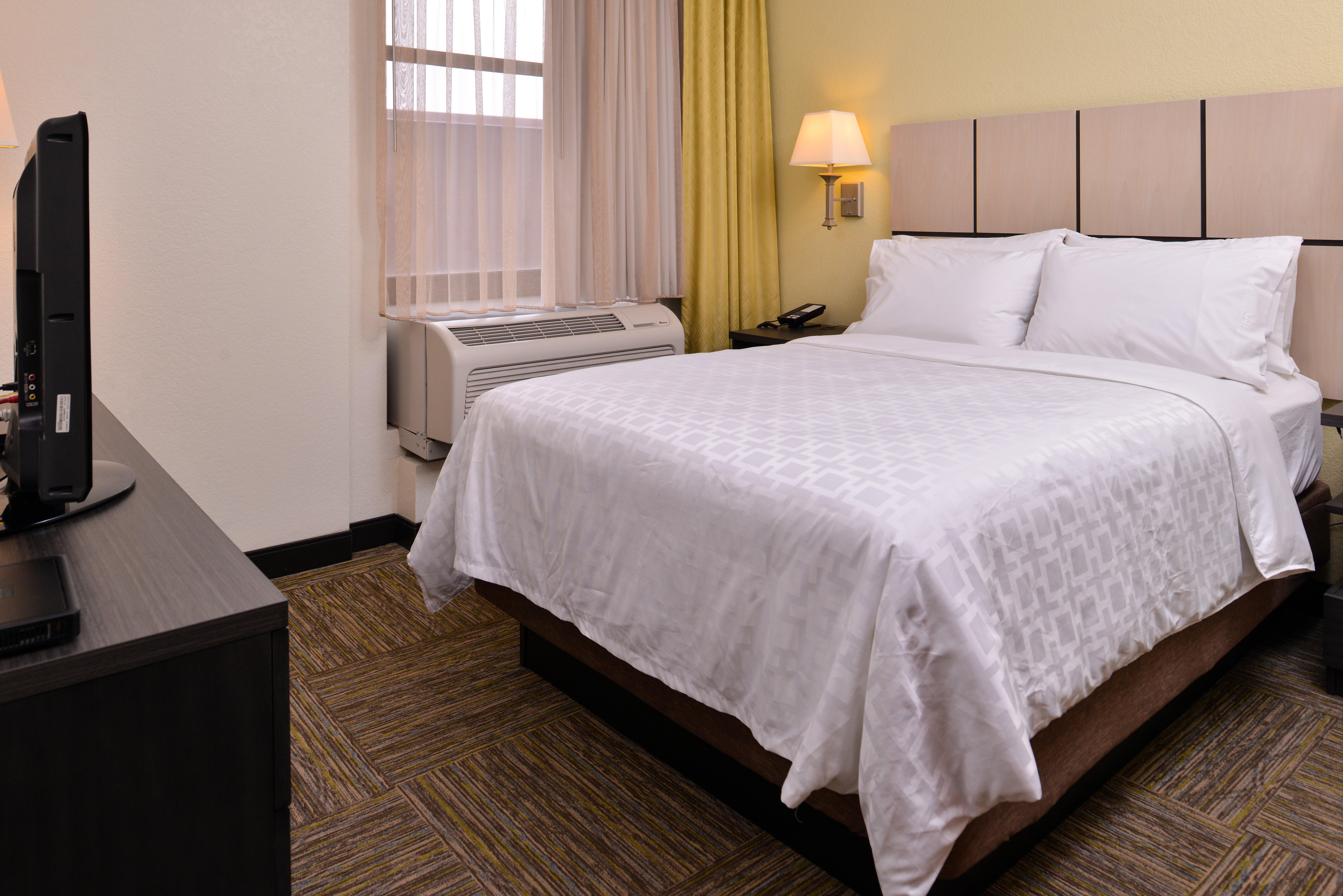 Candlewood Suites Terre Haute By Ihg Exterior foto