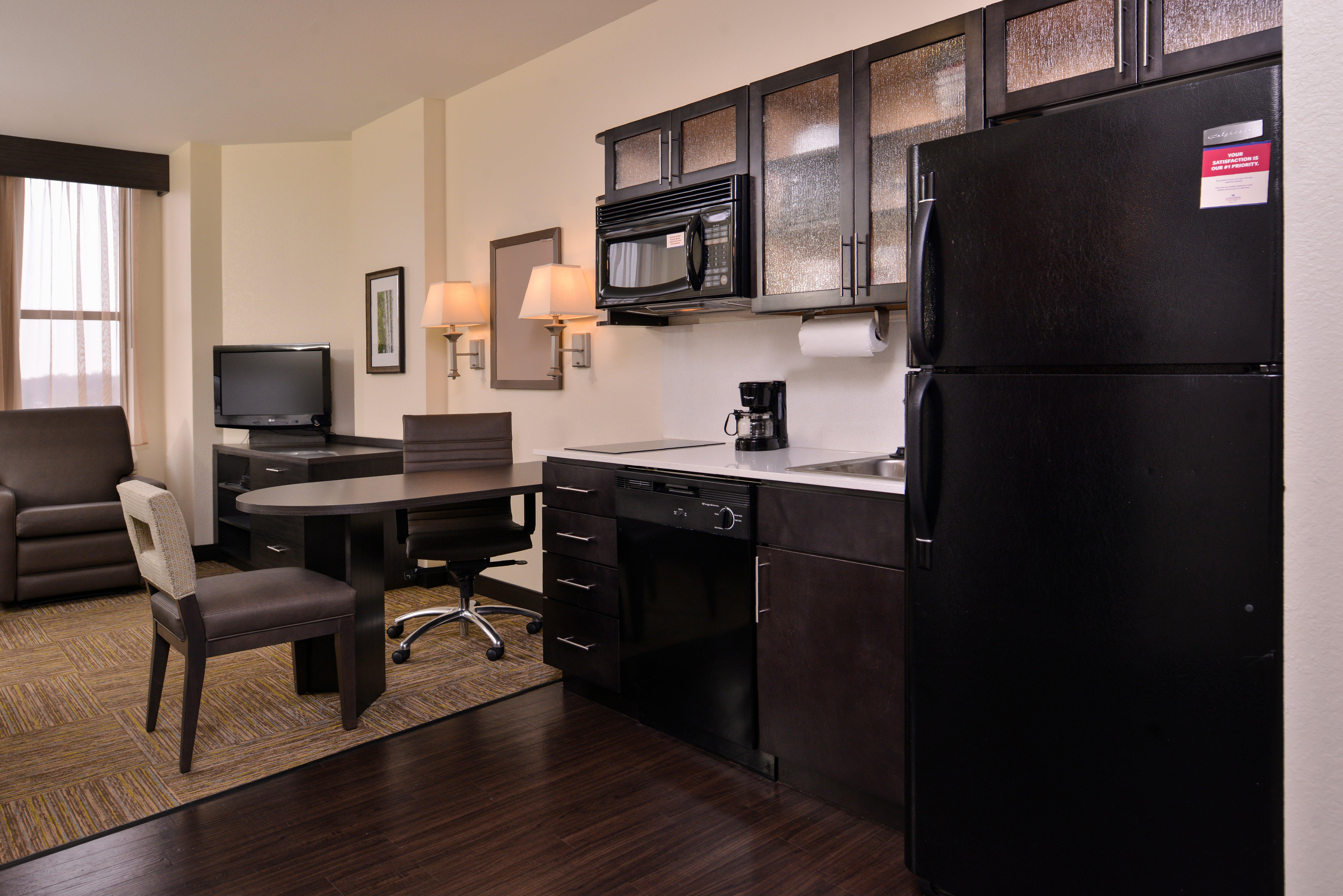 Candlewood Suites Terre Haute By Ihg Exterior foto