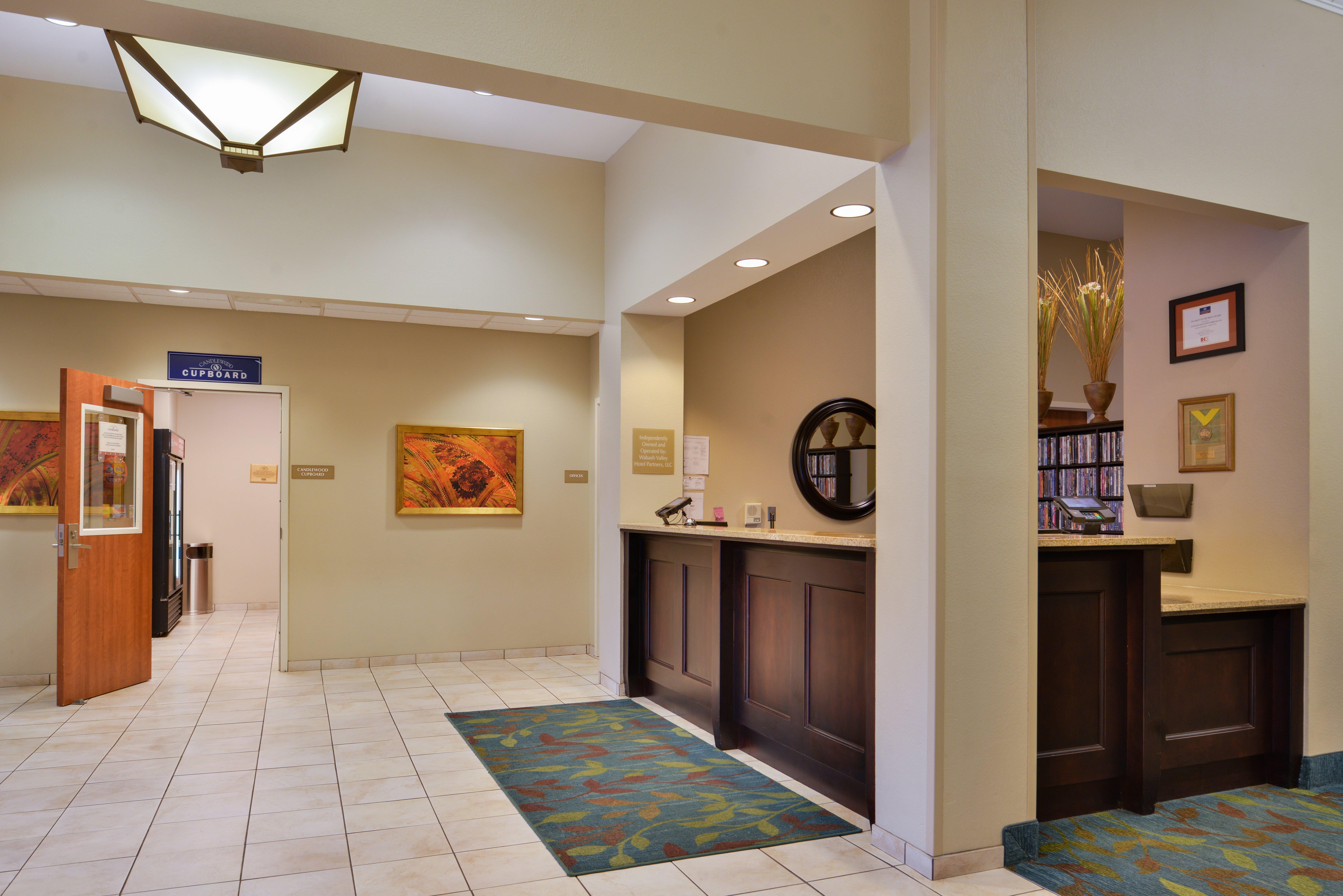 Candlewood Suites Terre Haute By Ihg Exterior foto