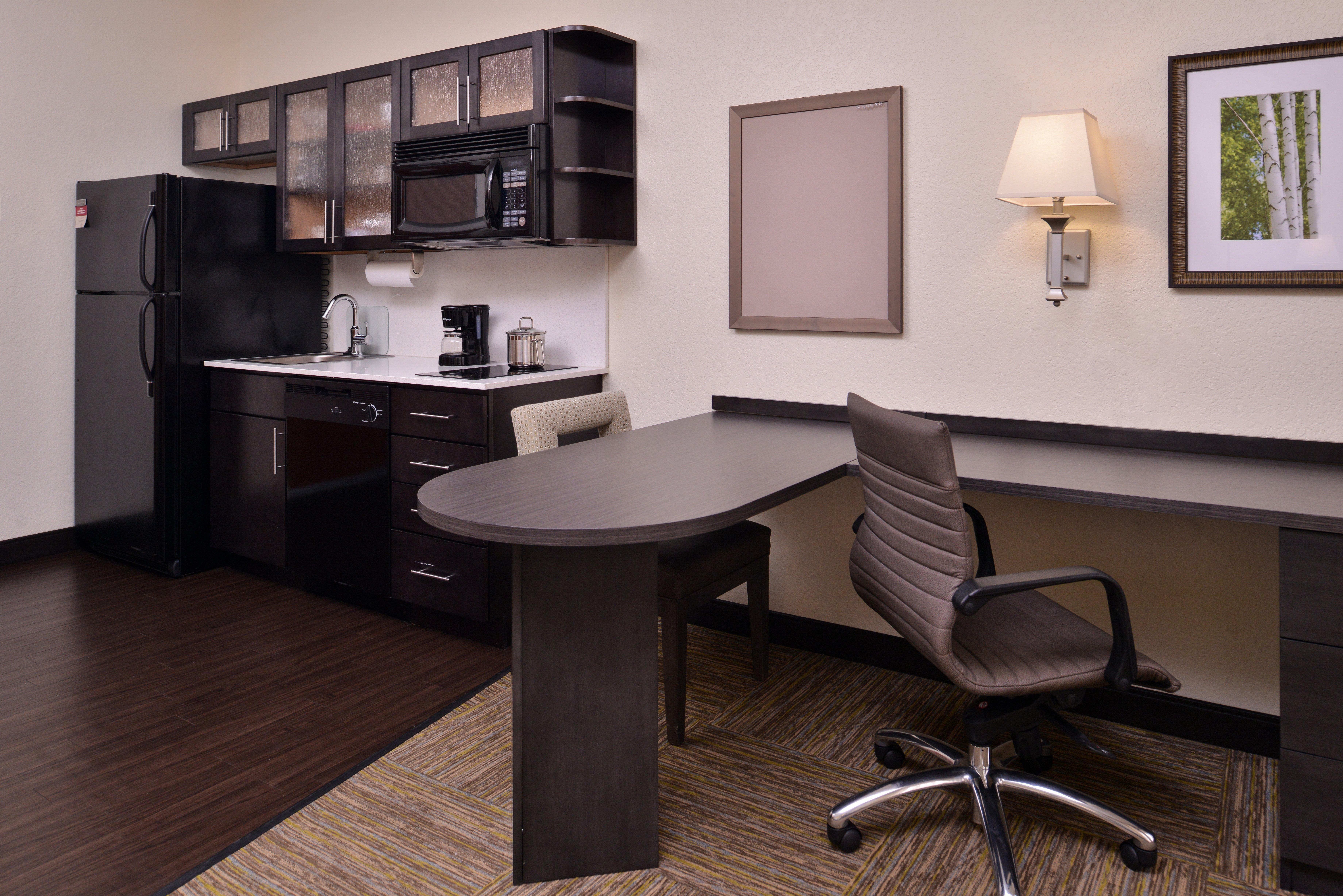 Candlewood Suites Terre Haute By Ihg Exterior foto