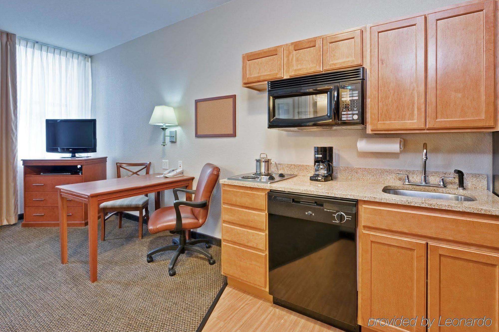 Candlewood Suites Terre Haute By Ihg Exterior foto